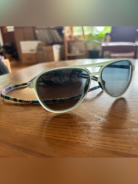 Goodr Buzzed on the Tower Mach G green sunglasses & chums retainer strap unisex